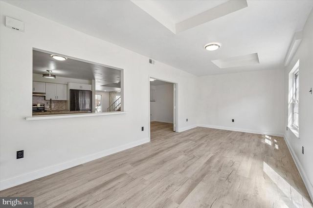 8410 LYONS PL, Philadelphia, PA 19153