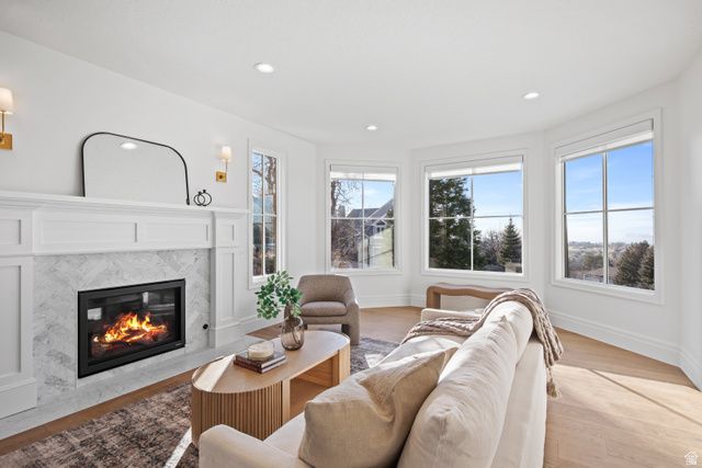 10043 S STONEWALL CT, Sandy, UT 84092