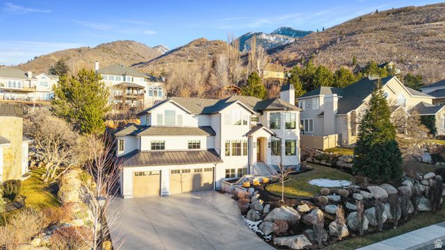 10043 S STONEWALL CT, Sandy, UT 84092