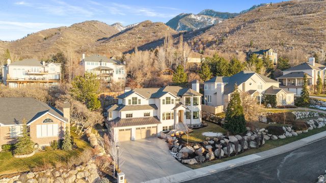 10043 S STONEWALL CT, Sandy, UT 84092