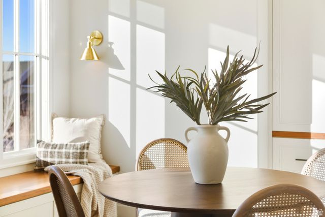 10043 S STONEWALL CT, Sandy, UT 84092