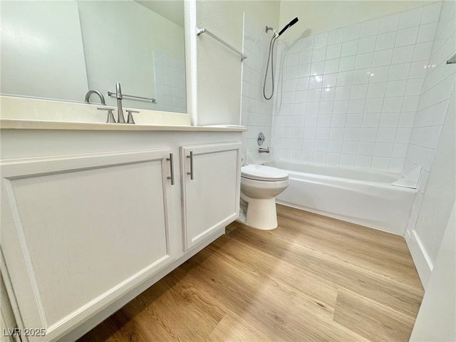 8410 Eldora Avenue 2051, Las Vegas, NV 89117