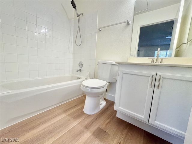 8410 Eldora Avenue 2051, Las Vegas, NV 89117