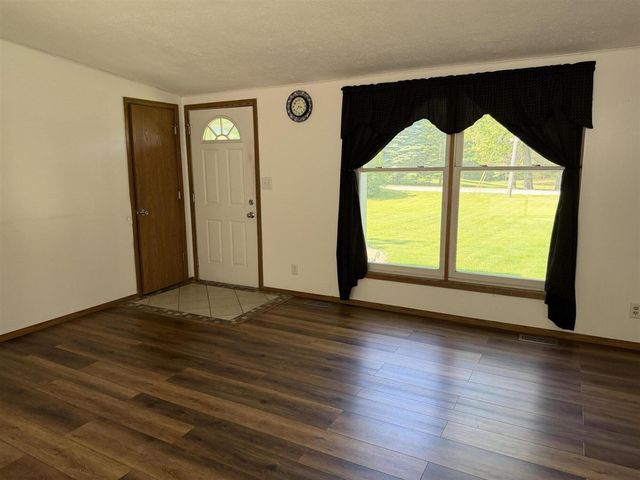 13560 36th Street, Lowell, MI 49331