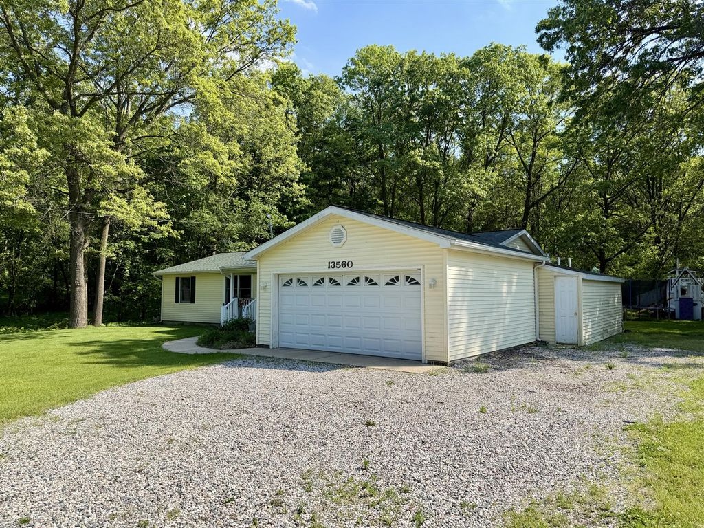 13560 36th Street, Lowell, MI 49331