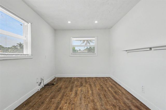 6230 SW 16th Ct, North Lauderdale, FL 33068