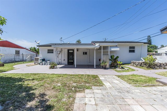 6230 SW 16th Ct, North Lauderdale, FL 33068