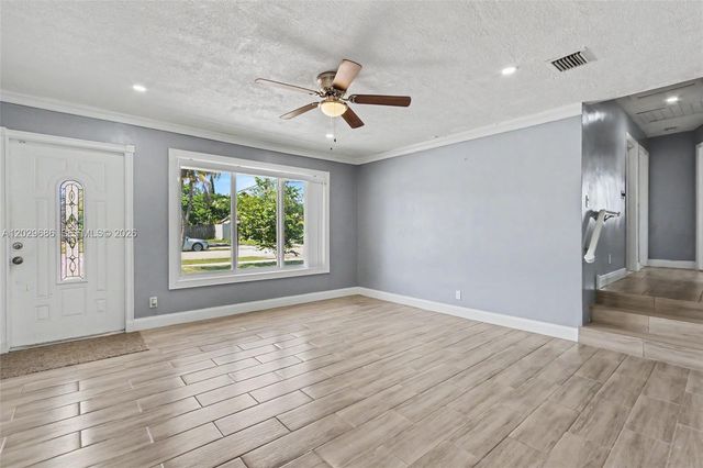 6230 SW 16th Ct, North Lauderdale, FL 33068