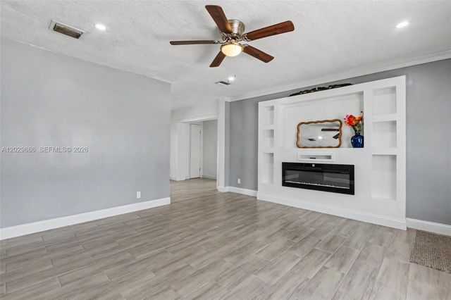 6230 SW 16th Ct, North Lauderdale, FL 33068
