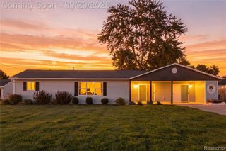 12293 Torrey Road, Fenton Charter Township, MI 48430
