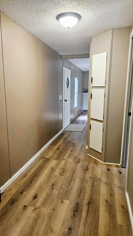 2572 Holt Woods Road, Reeds Spring, MO 65737