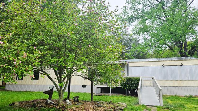 2572 Holt Woods Road, Reeds Spring, MO 65737
