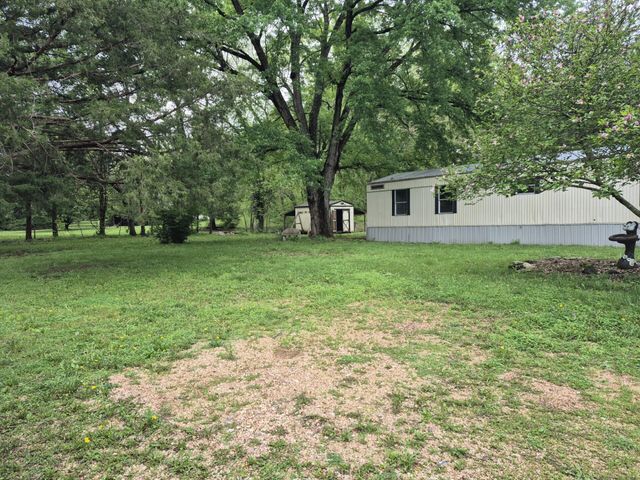 2572 Holt Woods Road, Reeds Spring, MO 65737