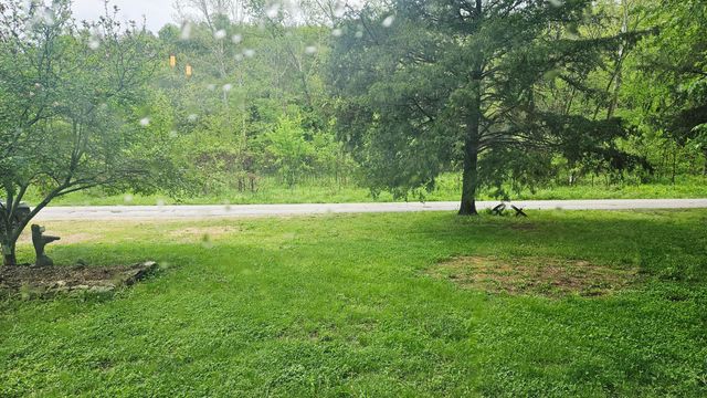 2572 Holt Woods Road, Reeds Spring, MO 65737