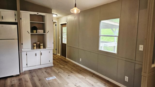 2572 Holt Woods Road, Reeds Spring, MO 65737
