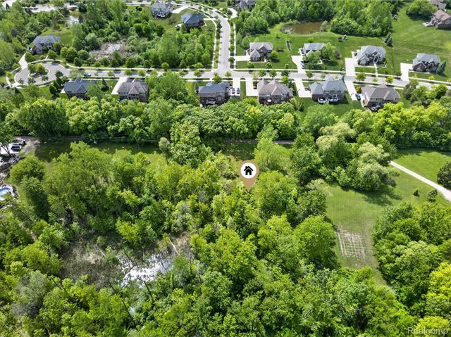 Lot 9 Mile Road, Novi, MI 48374
