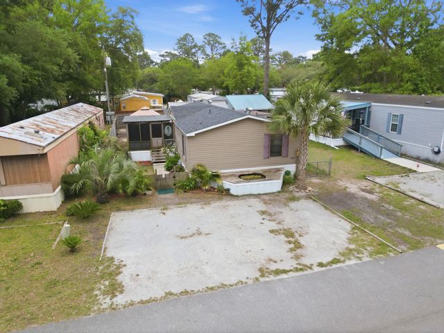 2720 Capricorn Dr., Myrtle Beach, SC 29575