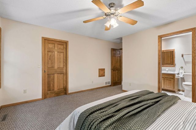 16528 Ward Lake Drive NW, Andover, MN 55304