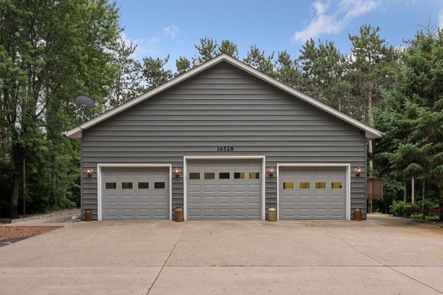 16528 Ward Lake Drive NW, Andover, MN 55304
