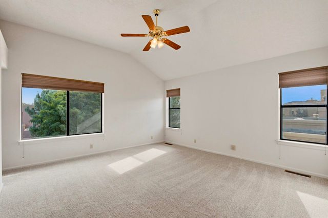 8604 Vineyard Ridge Road NE, Albuquerque, NM 87122