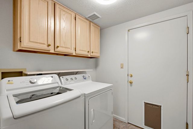 8604 Vineyard Ridge Road NE, Albuquerque, NM 87122