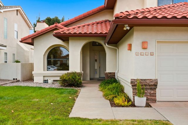 8604 Vineyard Ridge Road NE, Albuquerque, NM 87122