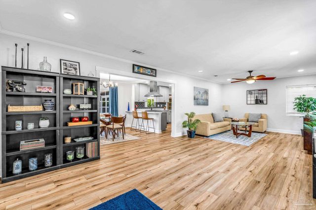 3070 Magnolia Ave, Pensacola, FL 32503