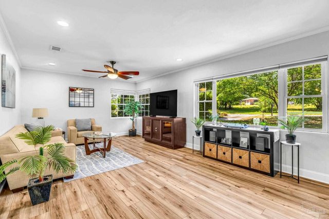 3070 Magnolia Ave, Pensacola, FL 32503
