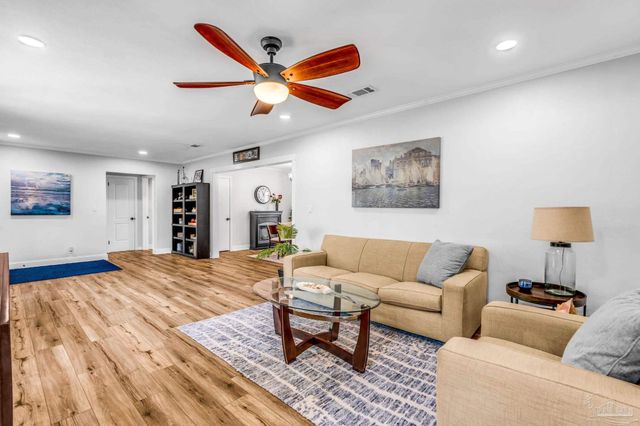 3070 Magnolia Ave, Pensacola, FL 32503