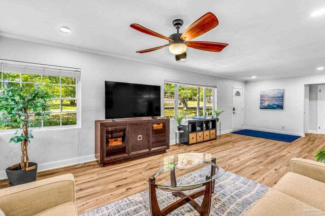 3070 Magnolia Ave, Pensacola, FL 32503