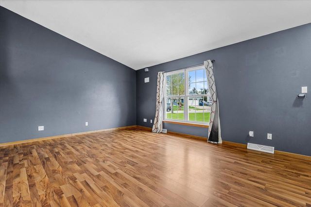164 Fairfield DRIVE, Oak Creek, WI 53154