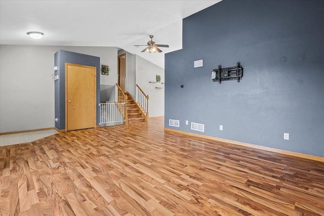 164 Fairfield DRIVE, Oak Creek, WI 53154