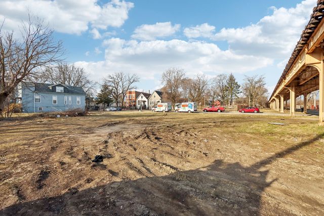 6321 S Carpenter Street, Chicago, IL 60621