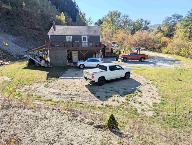 43 Crestwood Drive, St. Johnsbury, VT 05819