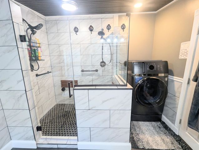 43 Crestwood Drive, St. Johnsbury, VT 05819