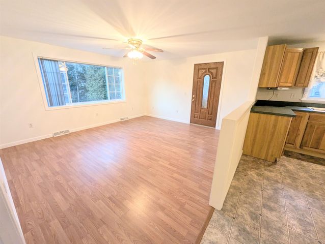 43 Crestwood Drive, St. Johnsbury, VT 05819