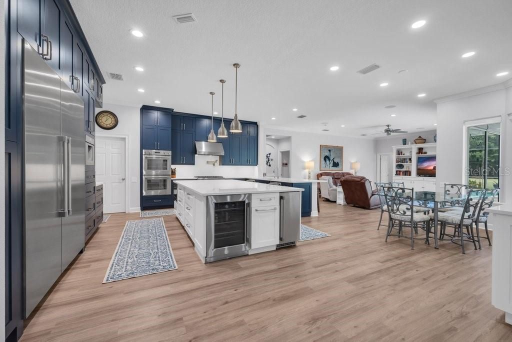 Image 11 of property listing at 5507 KEELER OAK STREET, Lithia, FL 33547