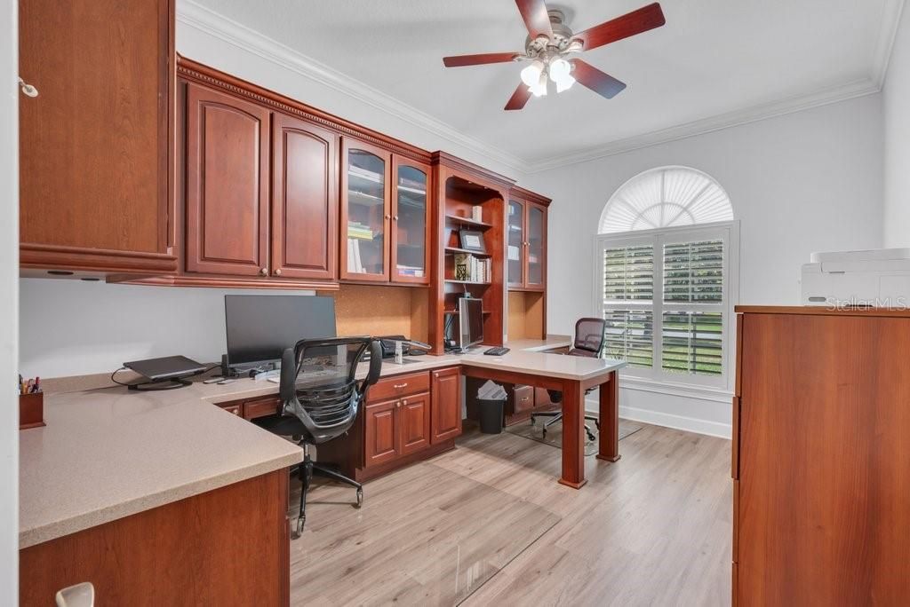 Image 24 of property listing at 5507 KEELER OAK STREET, Lithia, FL 33547