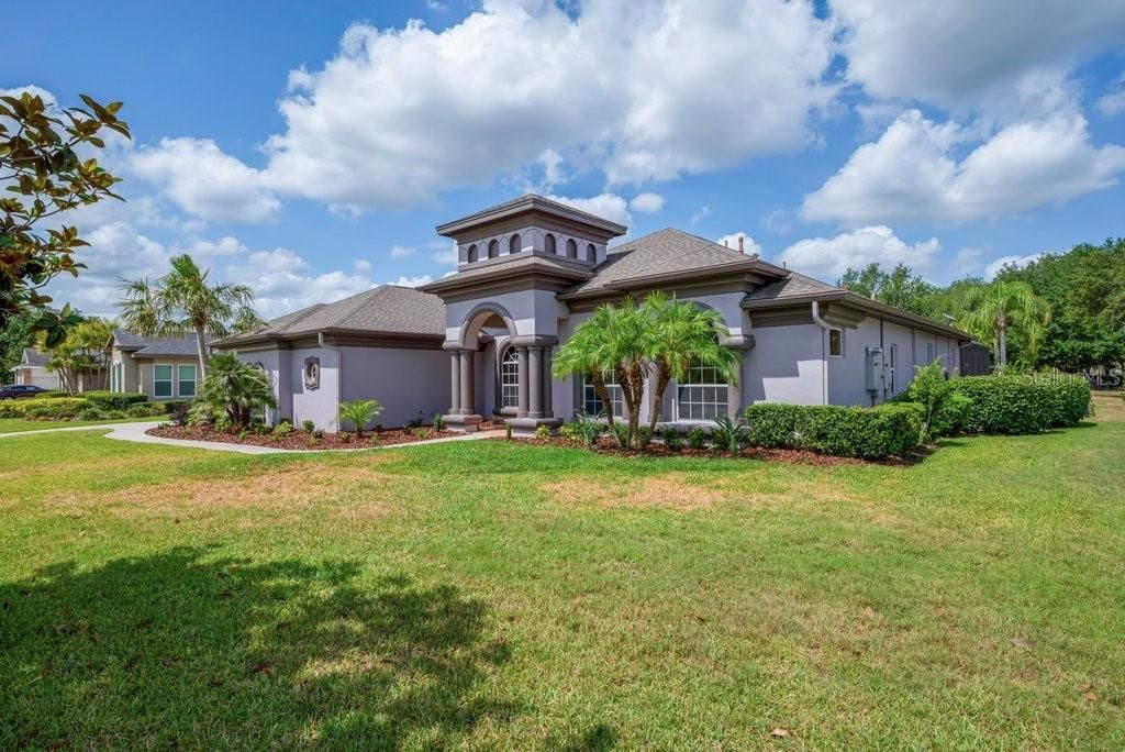 Image 75 of property listing at 5507 KEELER OAK STREET, Lithia, FL 33547