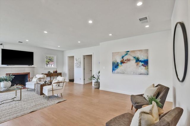 343 27th Avenue, San Mateo, CA 94403