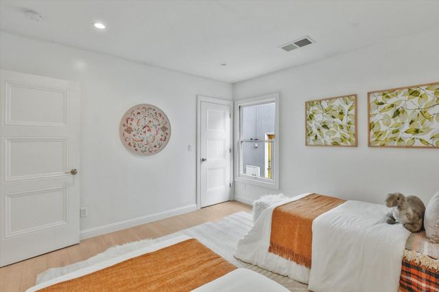 343 27th Avenue, San Mateo, CA 94403