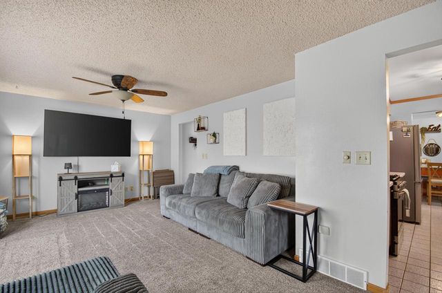 650 Meadow LANE, Burlington, WI 53105