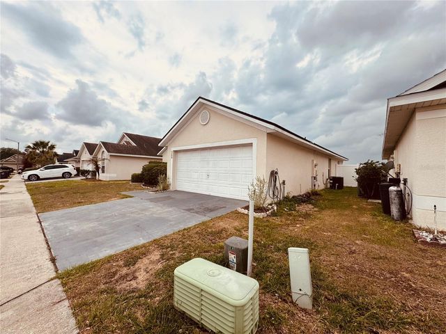 268 HAVERSHAM WAY, Davenport, FL 33897