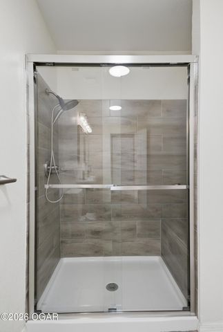 18 S Ball Street, Webb City, MO 64870