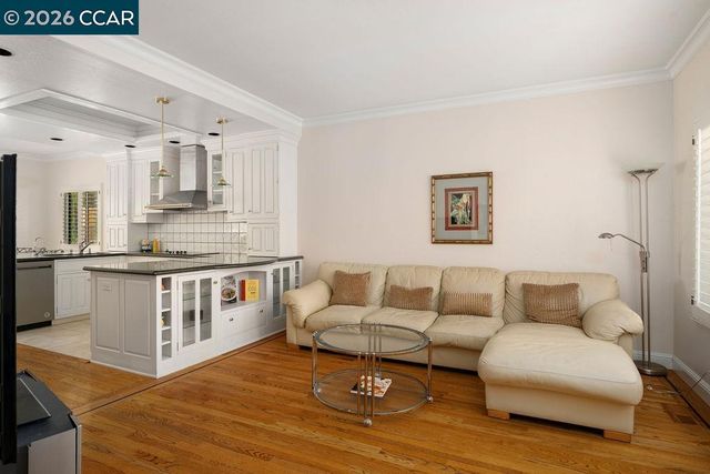 207 Kingswood Ct, Danville, CA 94506