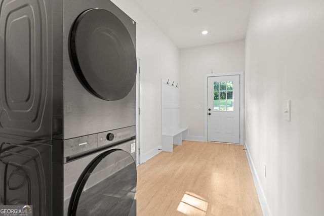 1422 Kennesaw Drive, Atlanta, GA 30318