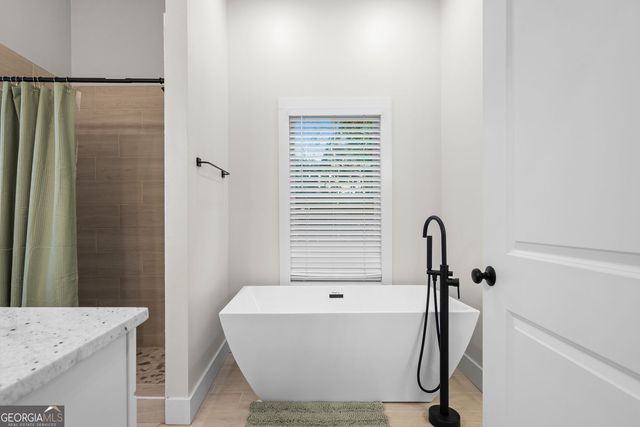 1422 Kennesaw Drive, Atlanta, GA 30318