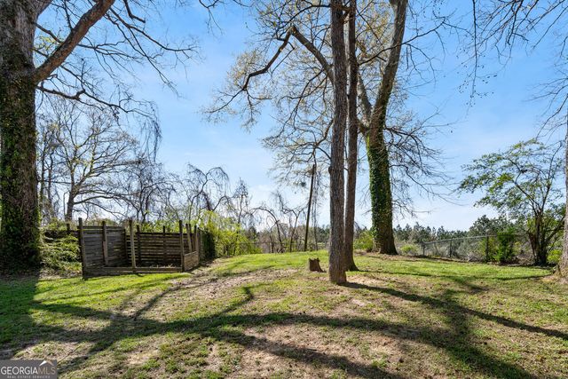 1422 Kennesaw Drive, Atlanta, GA 30318