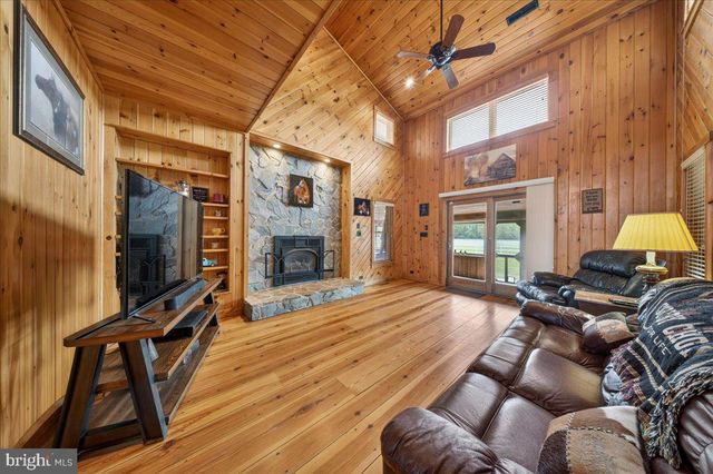 10036 REDDEN RD, Bridgeville, DE 19933