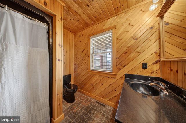 10036 REDDEN RD, Bridgeville, DE 19933